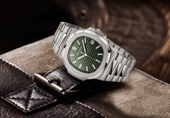 1675922477history-of-patek-philippe-nautilus